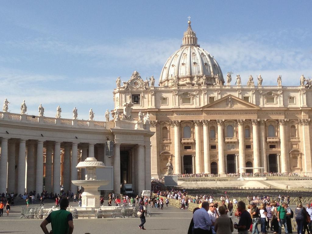 ローマUna Notte Ai Musei Vaticaniアパートメント エクステリア 写真